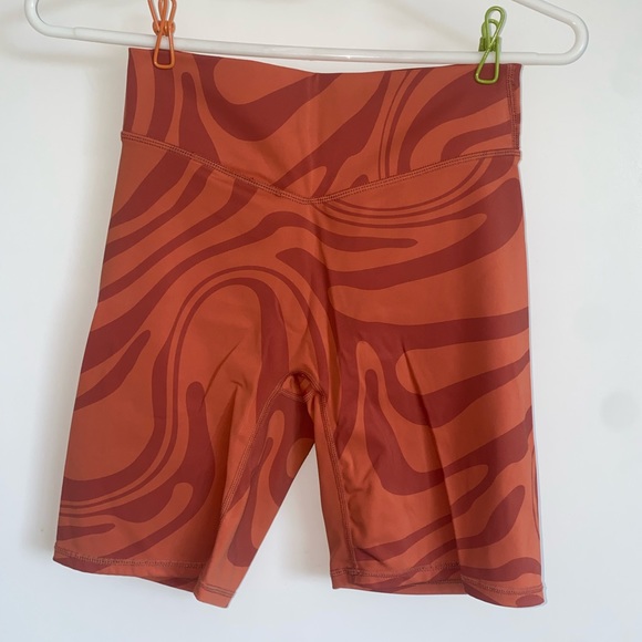 Vitality Orange Patterned shorts - Picture 2 of 2